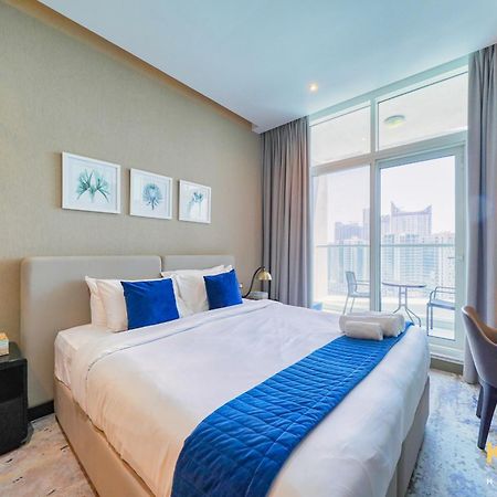 Sleek Studio In Prive With Stunning Canal View Дубай Экстерьер фото